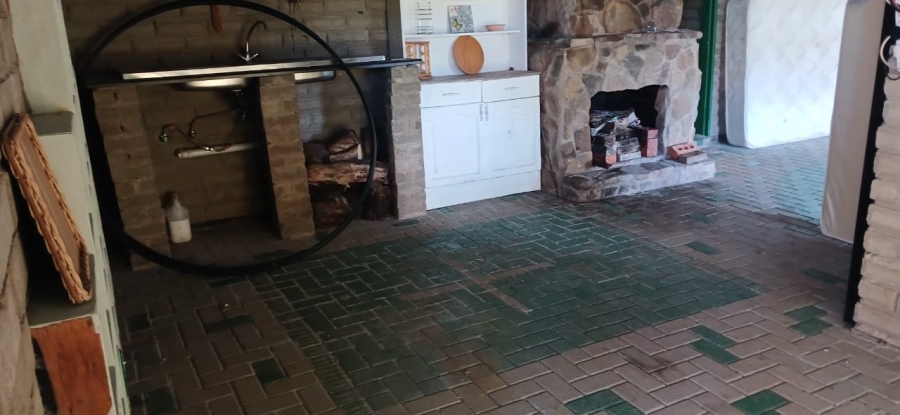5 Bedroom Property for Sale in Olive Hill Free State